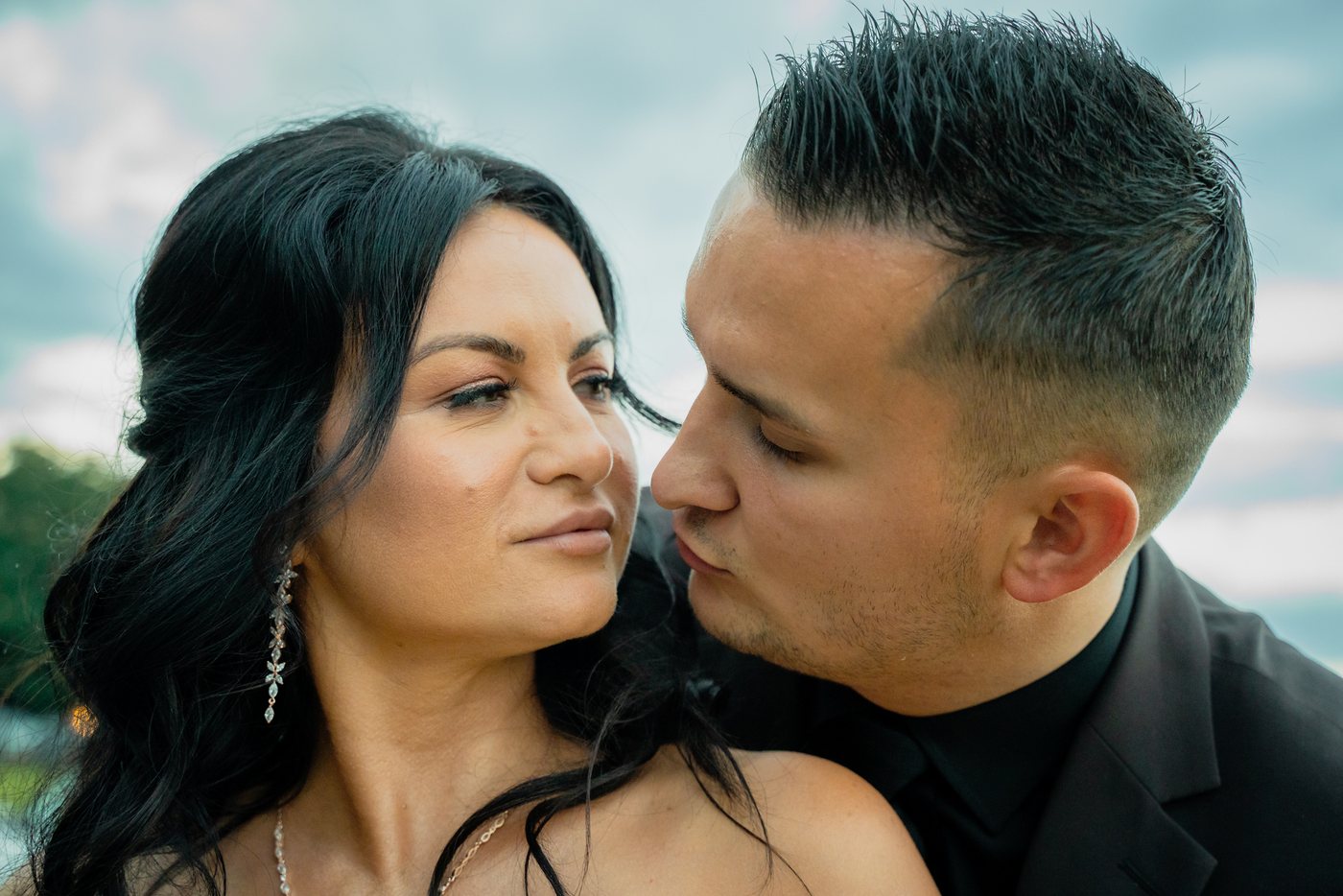 Portret pary młodej z bliska — ślub Malwina i Jan